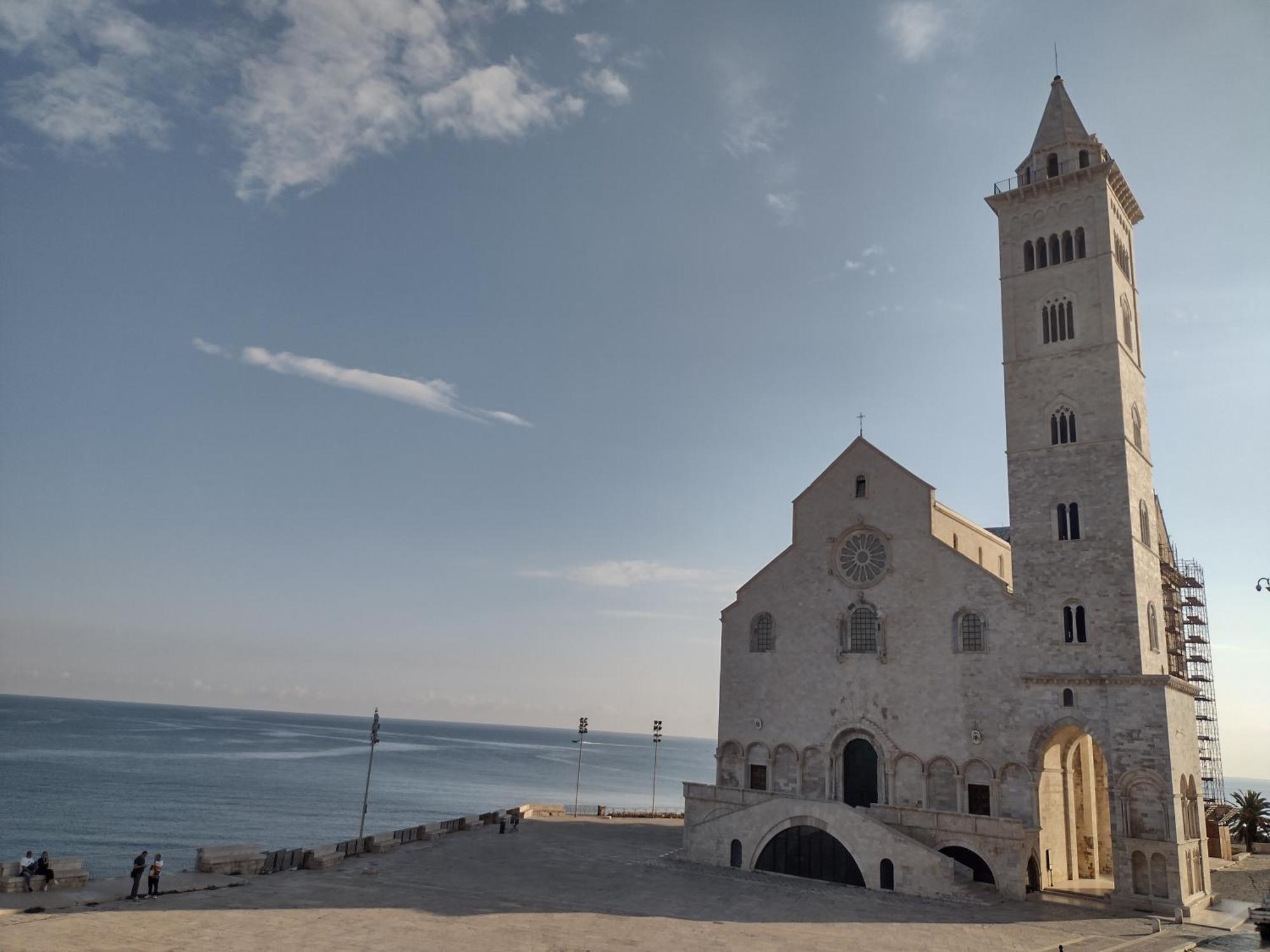 Appartamento Le Rondini Trani Esterno foto